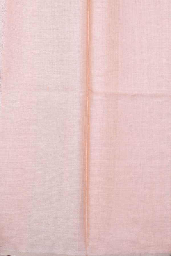 Tussar Silk Saree In Peach With Threadwork Buttis