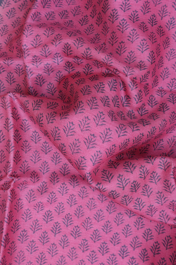 Tussar Silk Saree In Pink With Allover Design