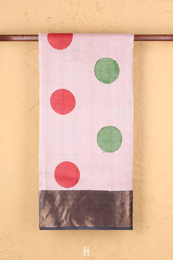 Tussar Silk Saree In Pink With With Circle Design