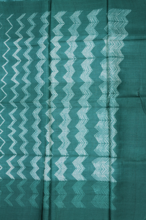 Tussar Silk Saree In Plain Pine Green With Shibori Border