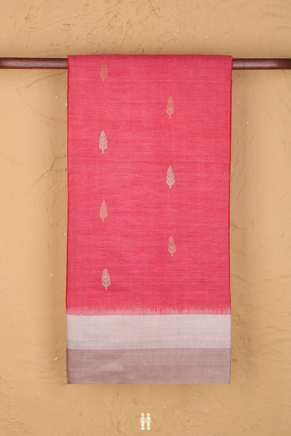 Tussar Silk Saree In Red With Allover Buttas
