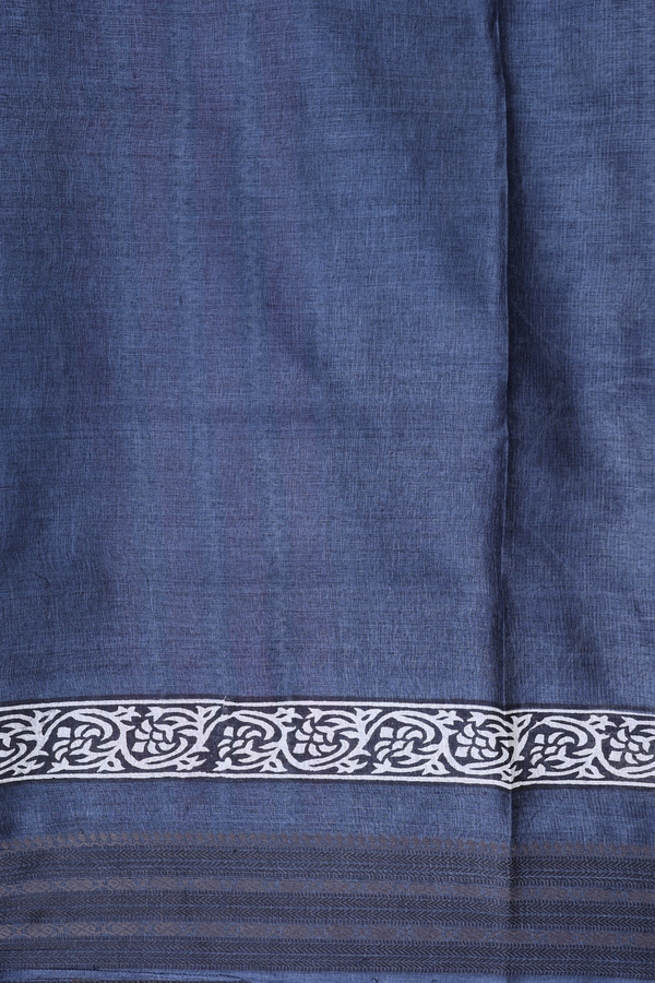 Tussar Silk Saree In Red With Paisley Design