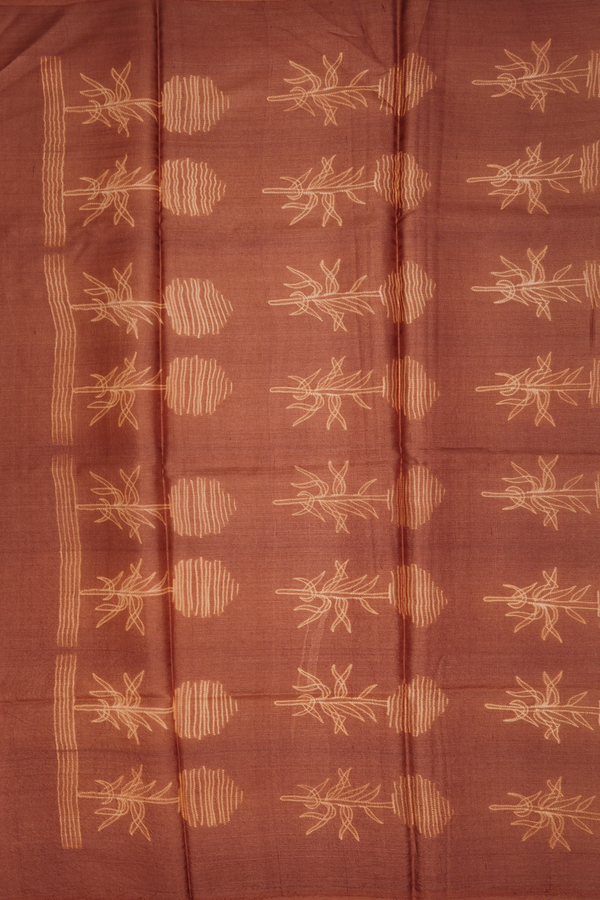 Tussar Silk Saree In Brown With Shibori Design