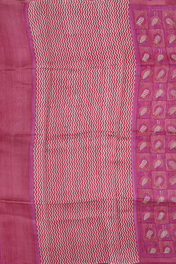 Tussar Silk Saree In Shades Of Pink With Printed Design