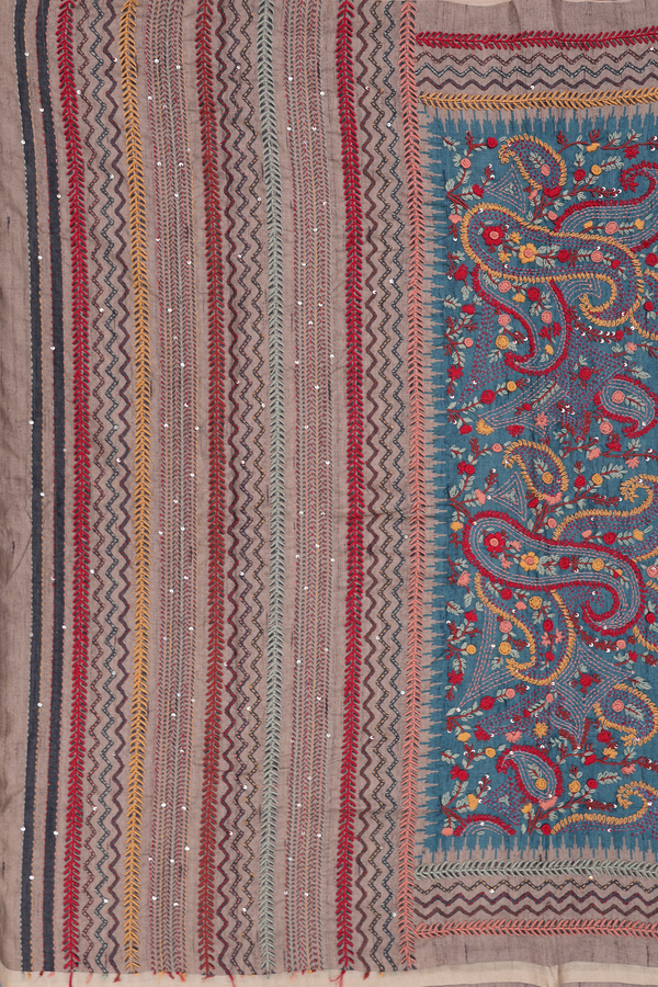 Tussar Silk Saree In Turkish Green With Embroidered Buttas