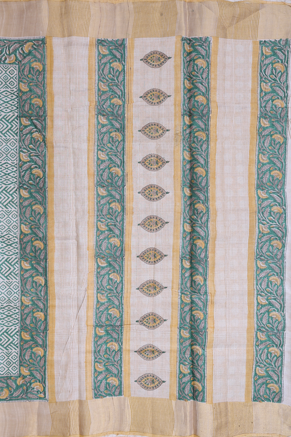 Tussar Silk Saree In White With Allover Design