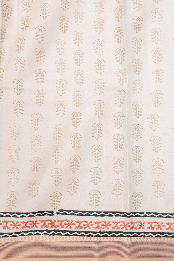 Tussar Silk Saree In White With Floral Motifs
