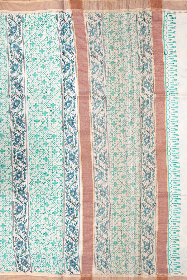 Tussar Silk Saree In White With Floral Printed Design