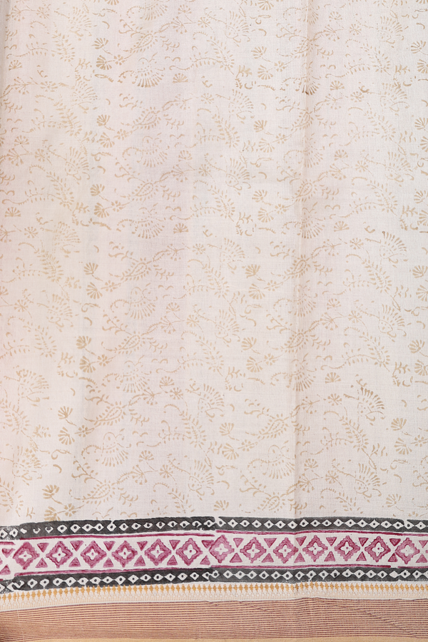 Tussar Silk Saree In White With Floral Printed Design