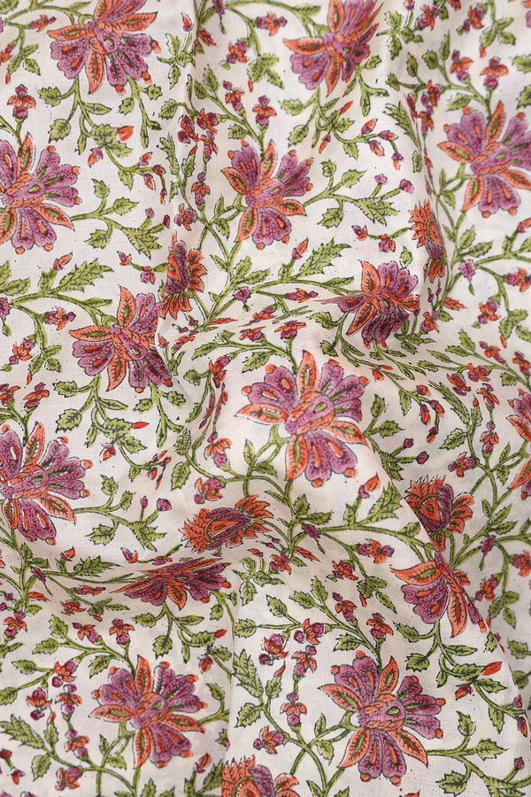 Tussar Silk Saree In White With Floral Printed Design