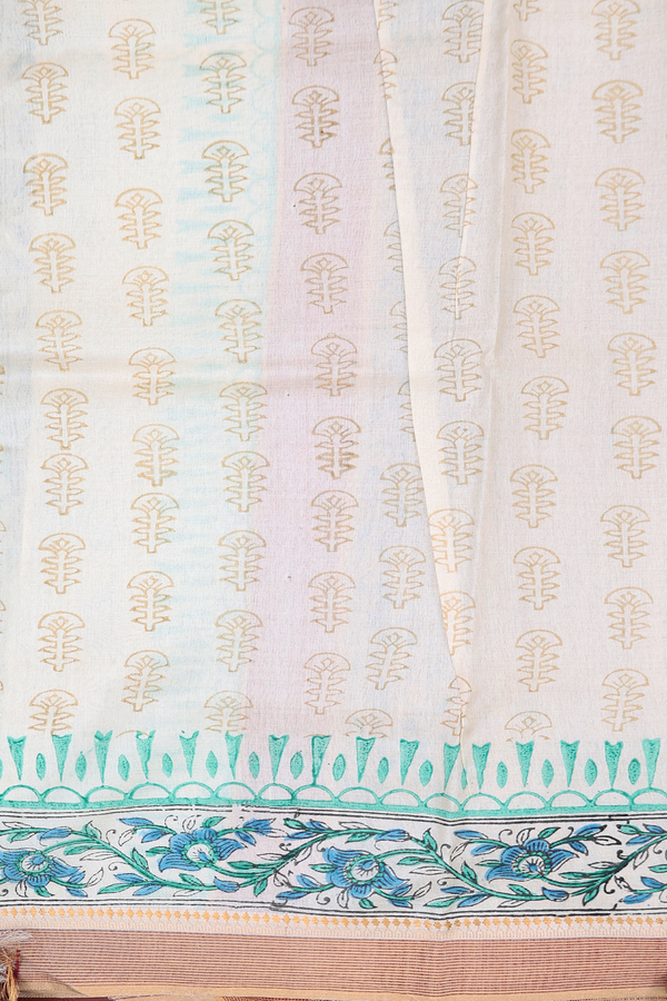 Tussar Silk Saree In White With Printed Design