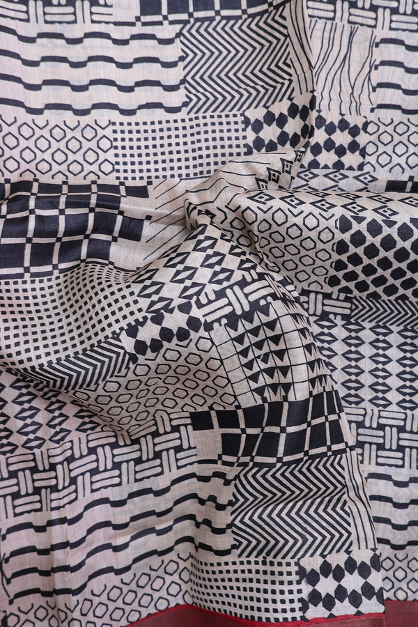 Tussar Silk Saree In White With Printed Design