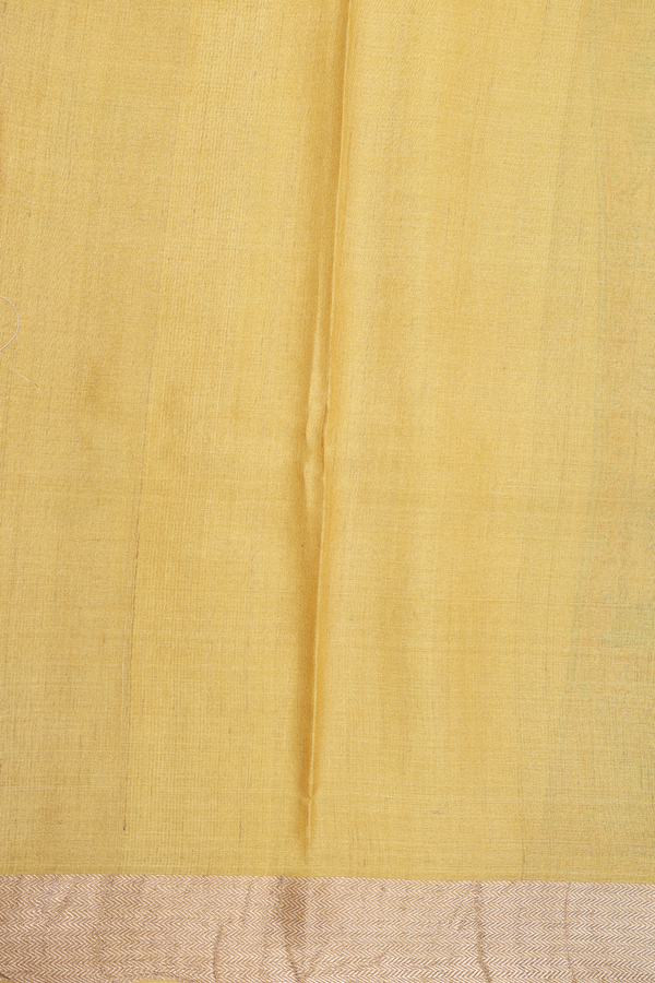 Tussar Silk Saree In Yellow With Chevron Design