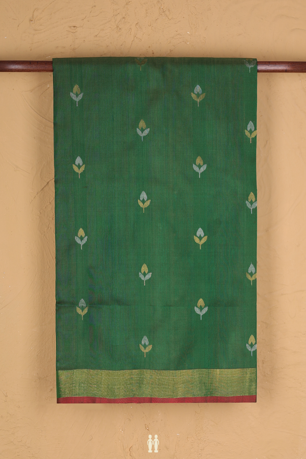 Uppada Silk Saree In Green With Floral Buttas