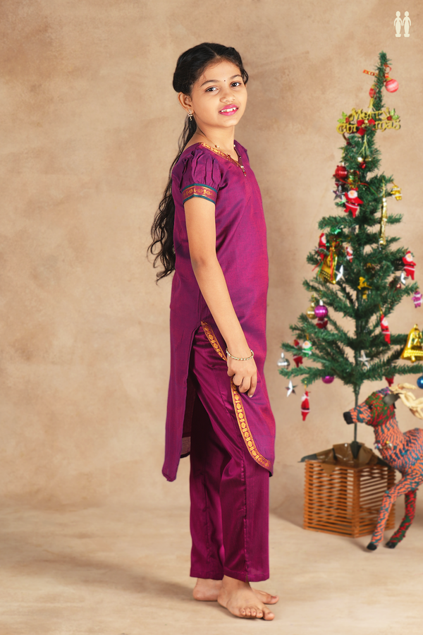 V-Neck Plain Berry Purple Cotton Top And Bottom