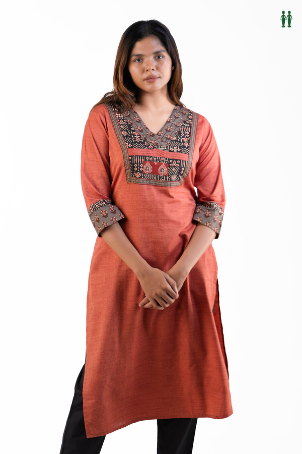 V-neck Plain Dusty Red Cotton Long Kurta