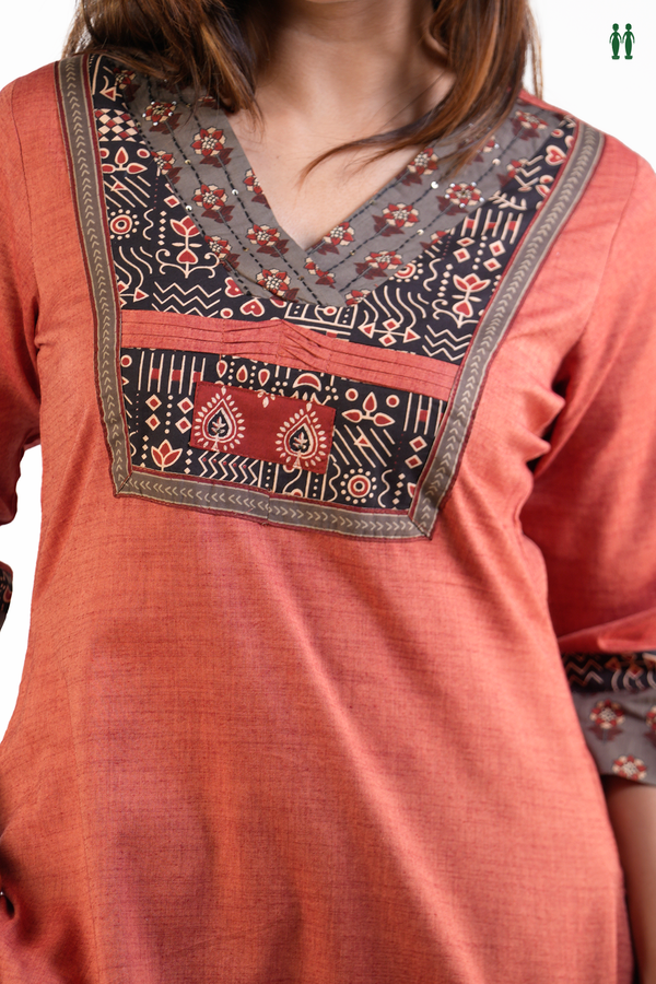 V-neck Plain Dusty Red Cotton Long Kurta