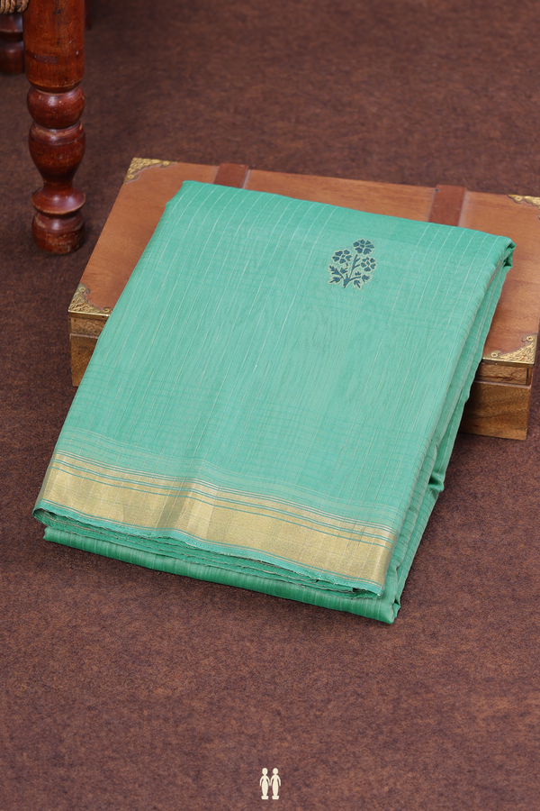 Kora Banarasi Silk Saree In Green With Floral Design