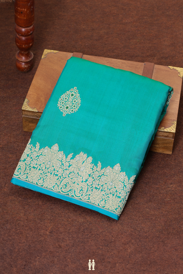 Banarasi Silk Saree In Peacock Green With Zari Motifs