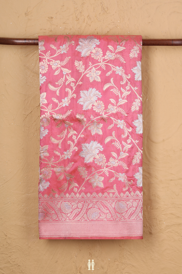 Banarasi Silk Saree In Pink With Floral Design