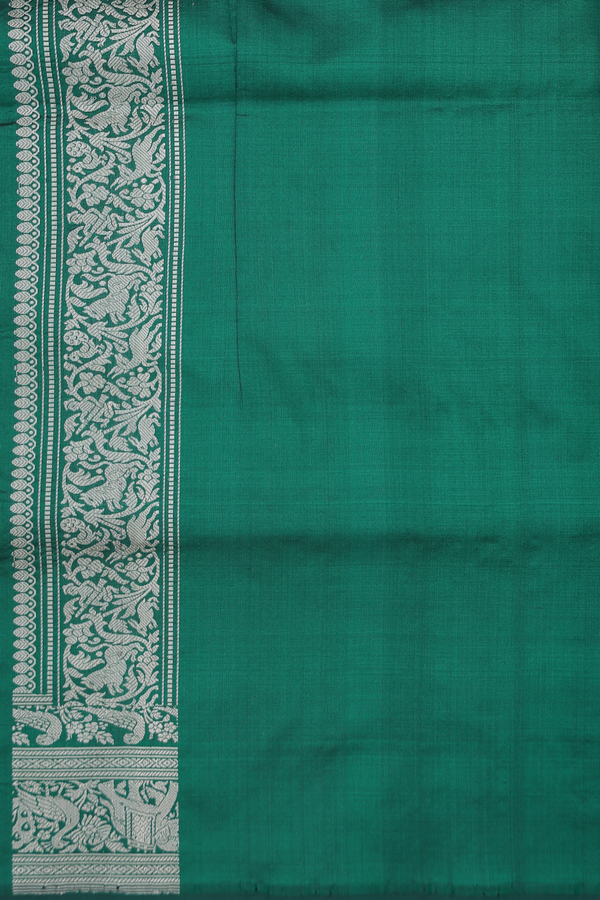Banarasi Silk Saree In Forest Green With Vanasingaram Design