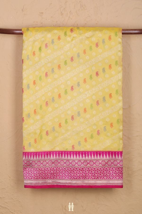 Banarasi Silk Saree In Yellow With Diagonal Design