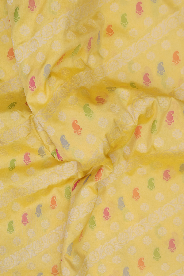 Banarasi Silk Saree In Yellow With Diagonal Design