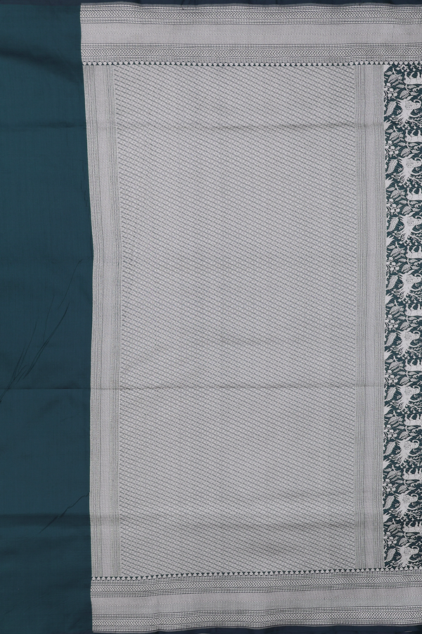 Banarasi Silk Saree In Bottle Green With Vanasingaram Design