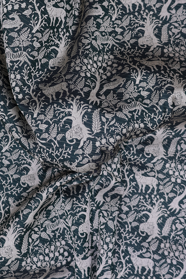 Banarasi Silk Saree In Bottle Green With Vanasingaram Design