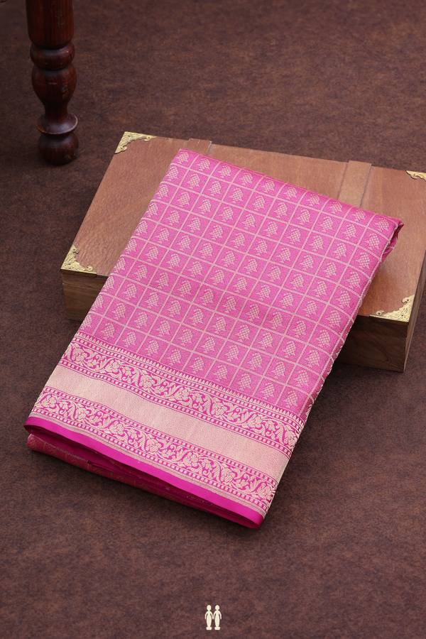 Banarasi Silk Saree In Magenta With Brocade Design