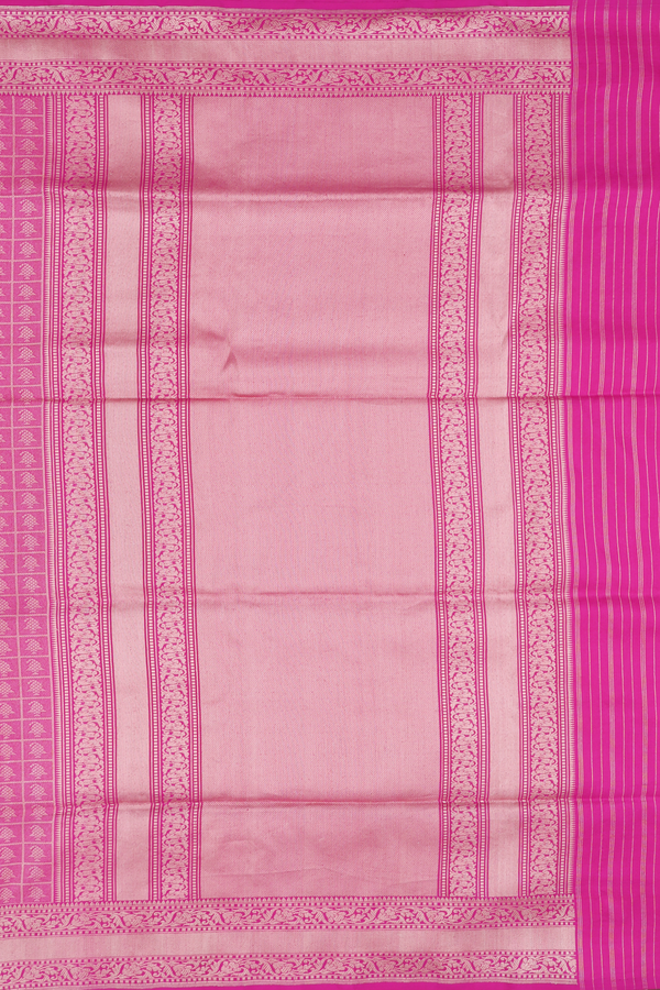 Banarasi Silk Saree In Magenta With Brocade Design