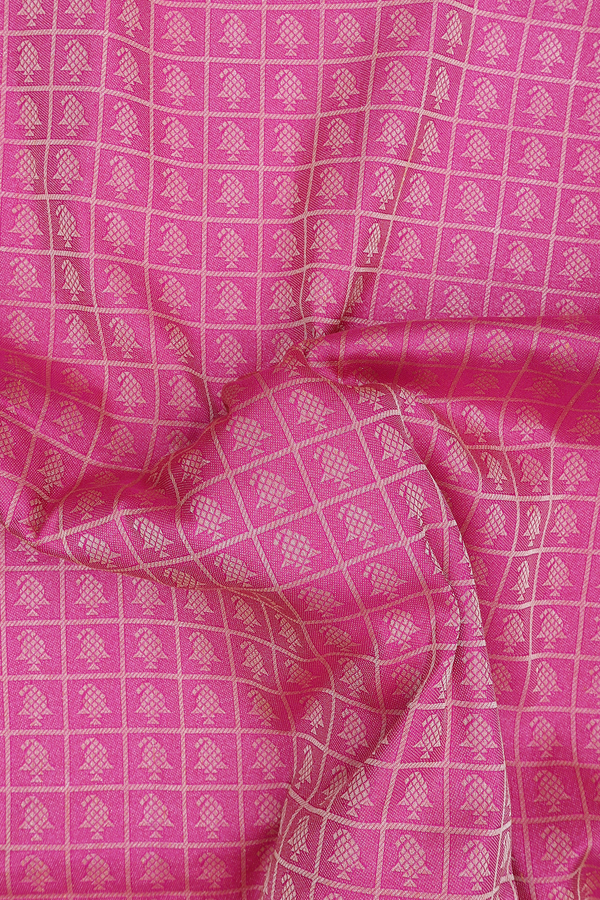 Banarasi Silk Saree In Magenta With Brocade Design