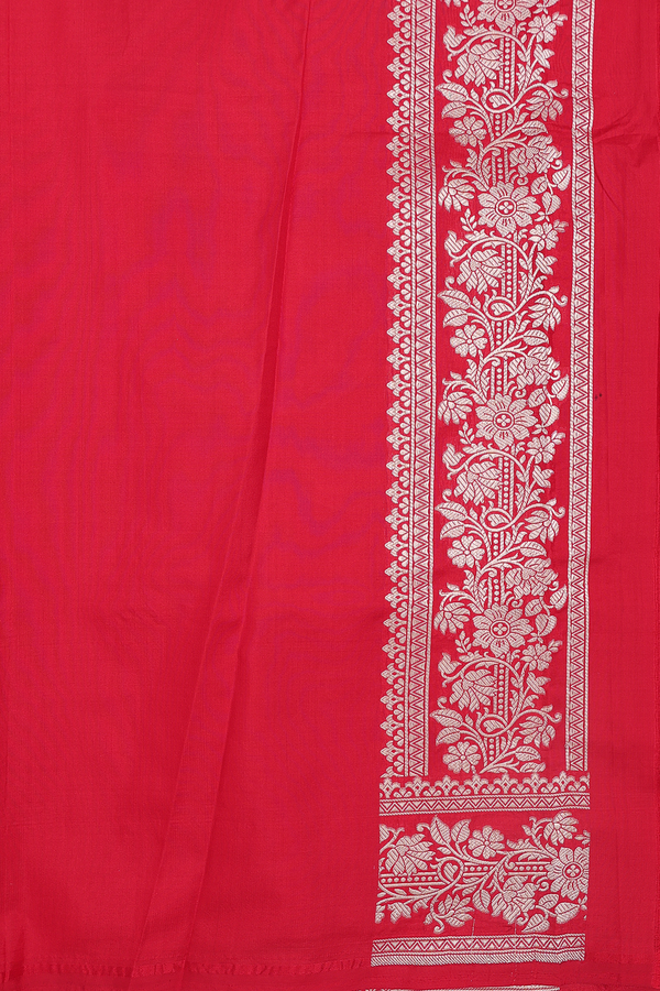 Banarasi Silk Saree In Scarlet Red With Allover Design
