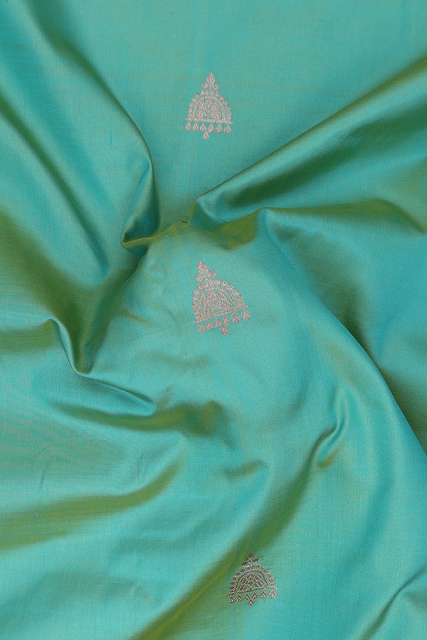 Banarasi Silk Saree In Dual Tone With Zari Buttas
