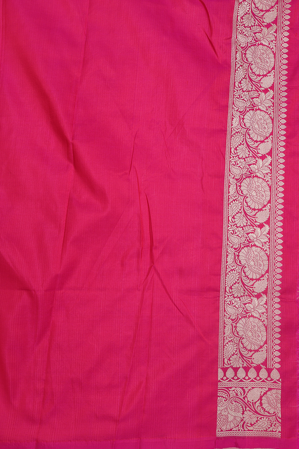 Banarasi Silk Saree In Pink With Floral Design