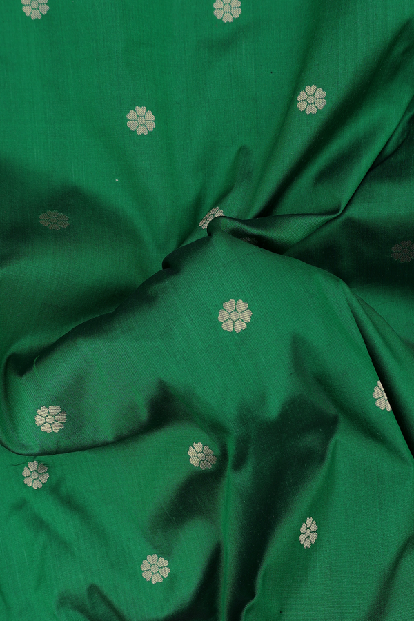 Banarasi Silk Saree In Emerald Green With Floral Buttas