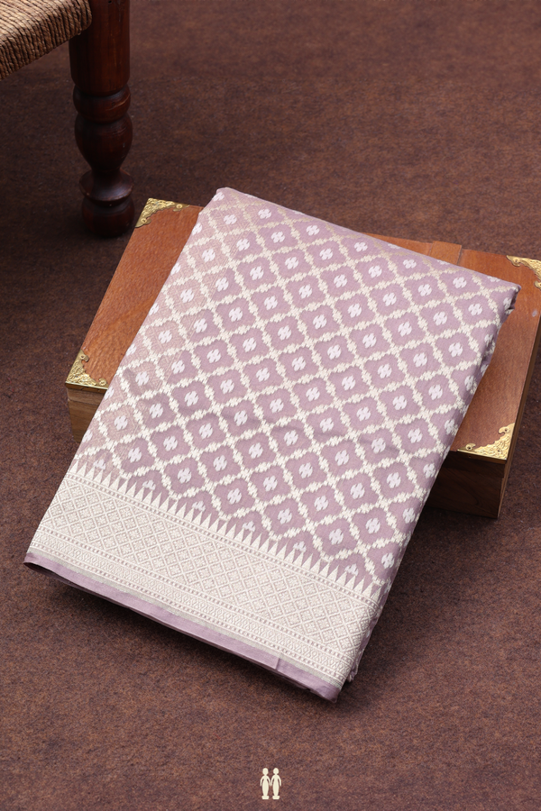 Kora Banarasi Silk Saree In Cocoa Brown With Diamond Design