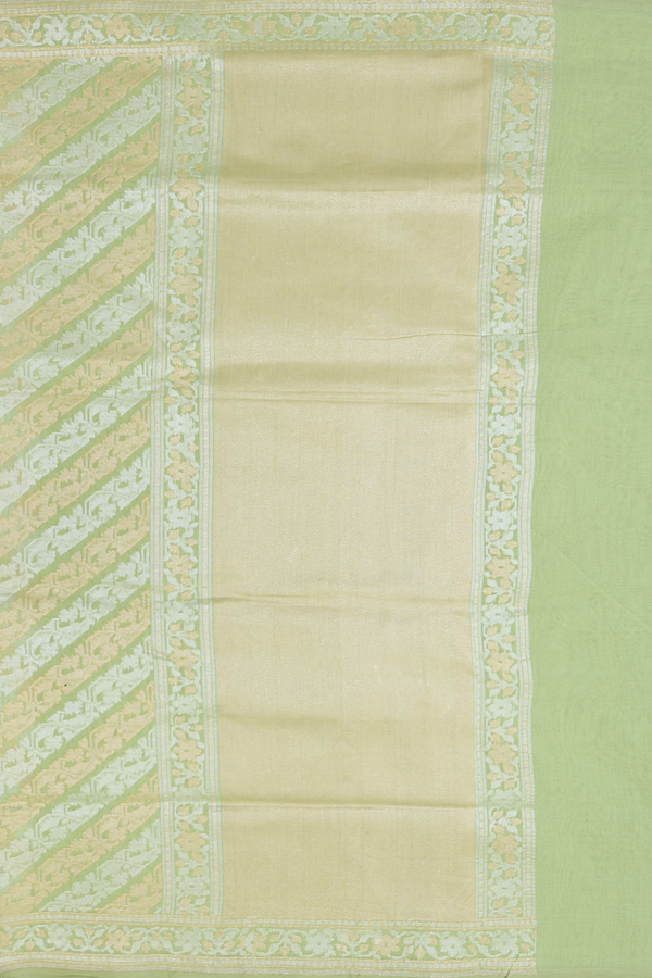 Kora Banarasi Silk Saree In Green With Diagonal Design