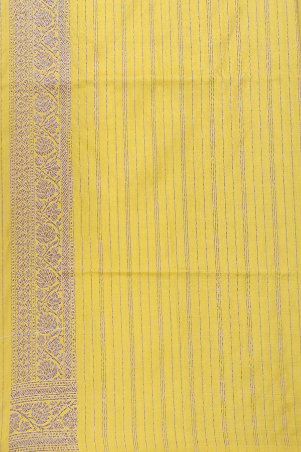 Banarasi Silk Saree In Yellow With Floral Design
