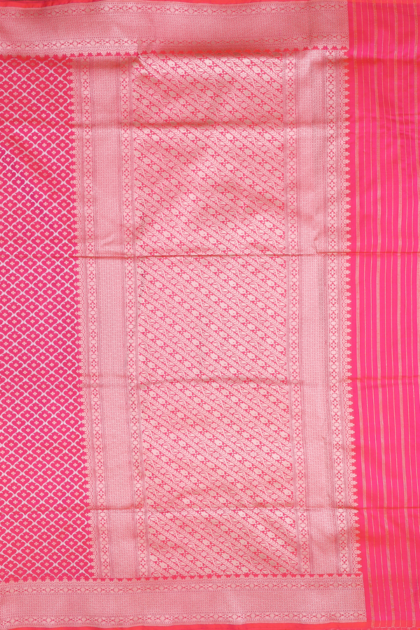 Banarasi Silk Saree In Rani Pink With Ogee Design