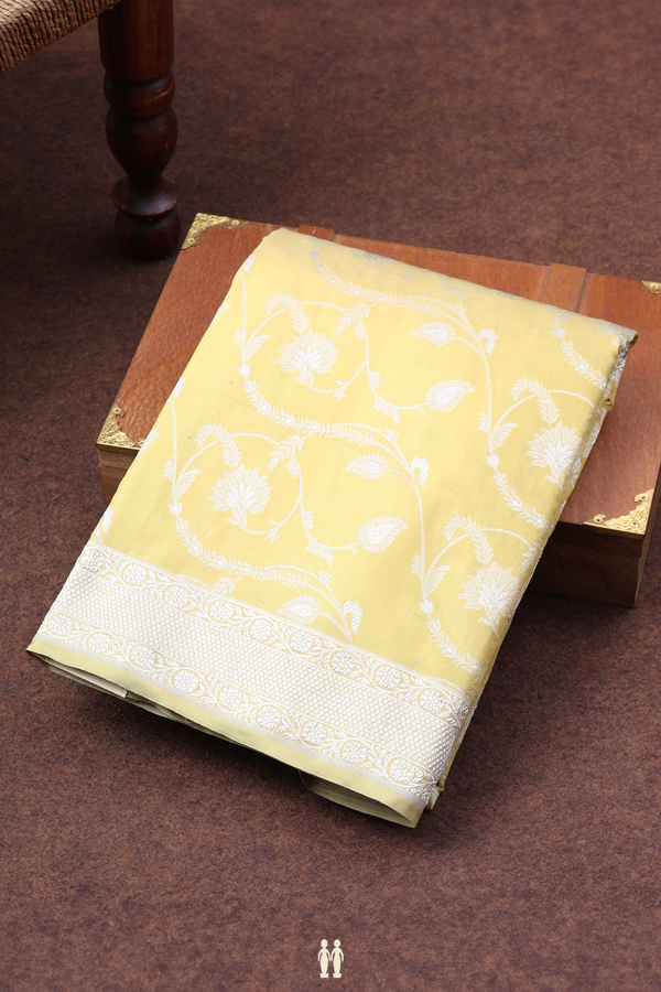 Banarasi Silk Saree In Yellow With Floral Design
