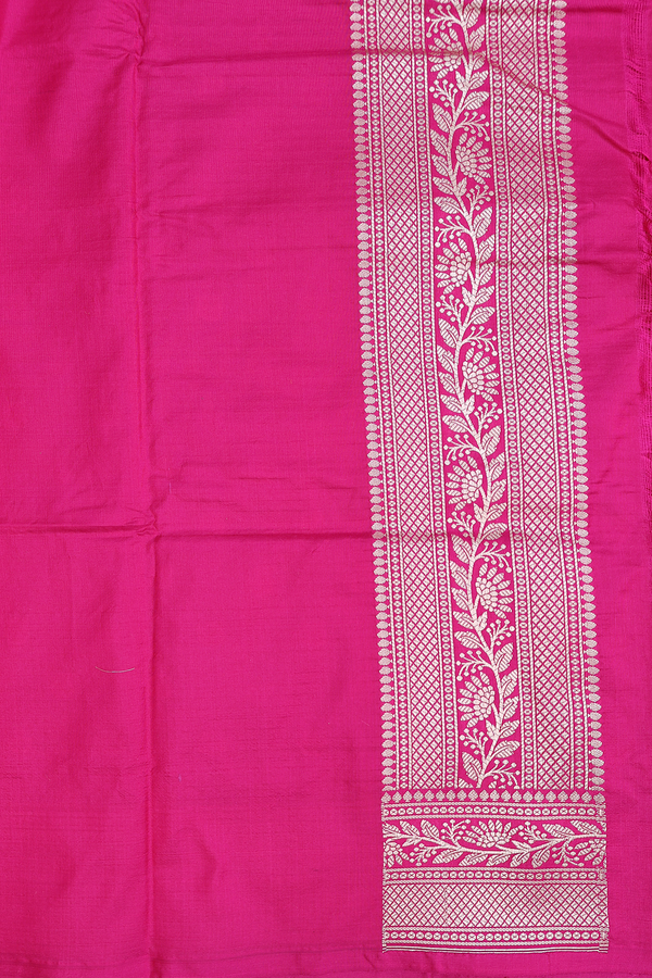 Banarasi Silk Saree In Rani Pink With Floral Buttis