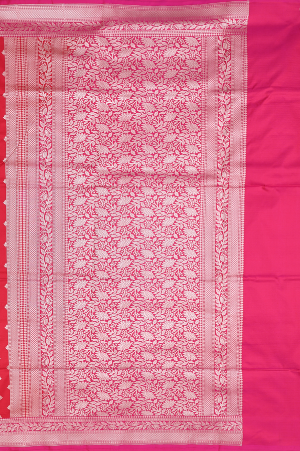Banarasi Silk Saree In Scarlet Red With Floral Buttis