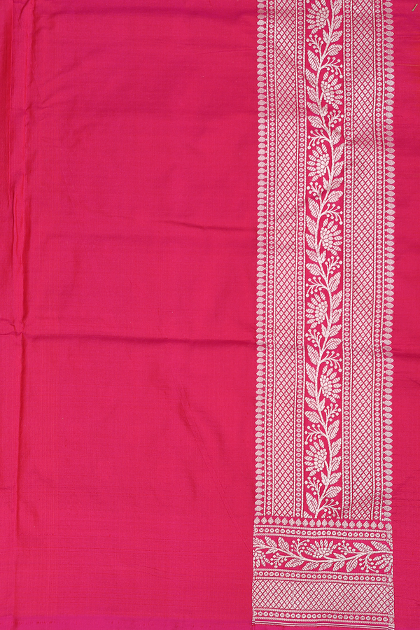 Banarasi Silk Saree In Scarlet Red With Floral Buttis