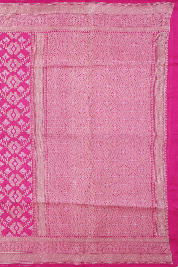 Kora Banarasi Silk Saree Dark Pink With Allover Design