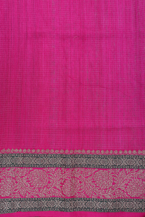 Banarasi Silk Saree In Pink With Zari Buttas