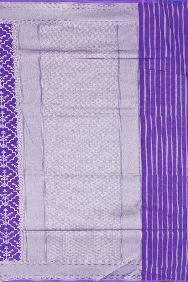 Kora Banarasi Silk Saree In Violet With Ogee Design