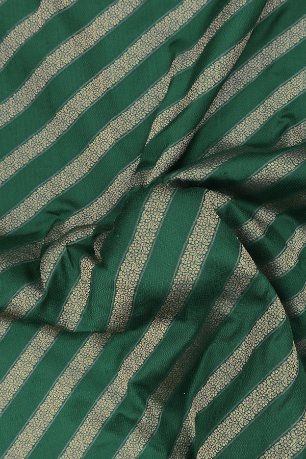 Banarasi Silk Saree In Forest Green With Diagonal Design