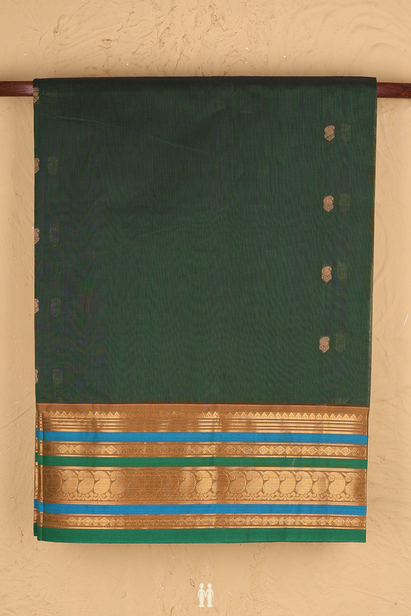 Venkatagiri Cotton Saree In Fern Green With Paisley Buttas