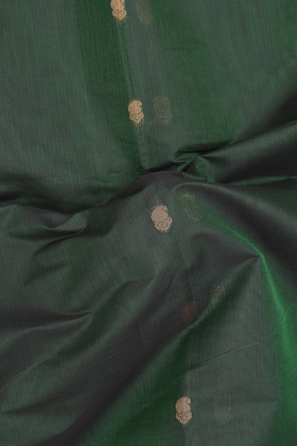 Venkatagiri Cotton Saree In Fern Green With Paisley Buttas